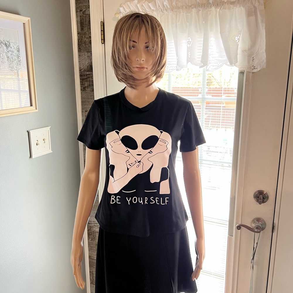 New Light Fashion‎ T-Shirt SZ SM
